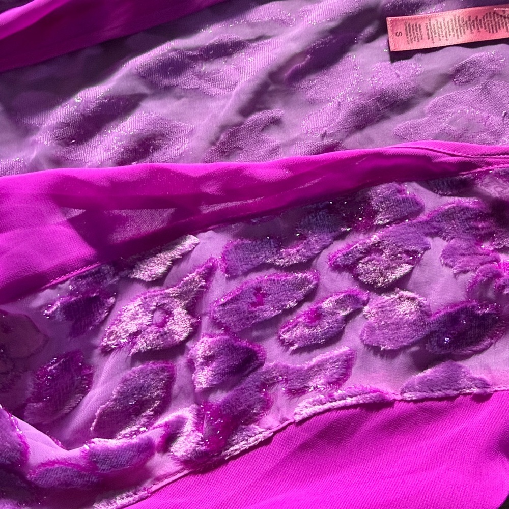 Vintage Betsy Johnson Purple Leopard Robe - Picture 2 of 5
